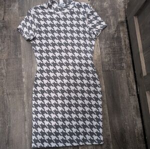 🩷Fashion Magazine houndstooth fleece dress
